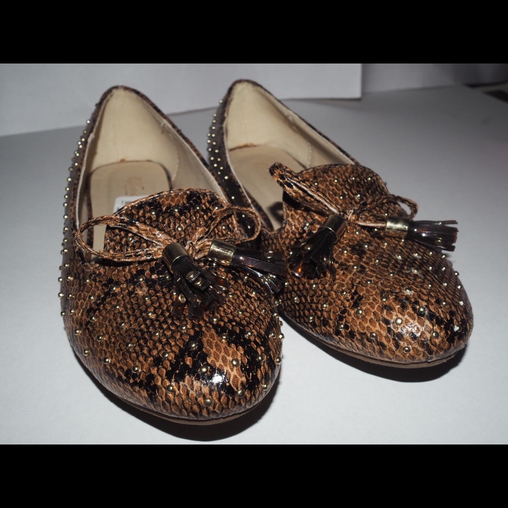 Snake print loafers